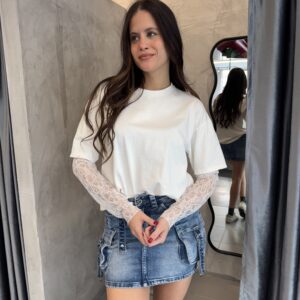 T-shirt manica pizzo bianca